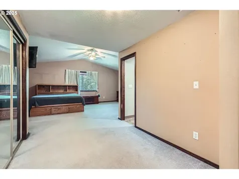 4517 NE 44th Street Vancouver WA 98661