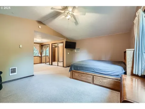 4517 NE 44th Street Vancouver WA 98661