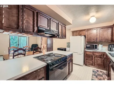 4517 NE 44th Street Vancouver WA 98661