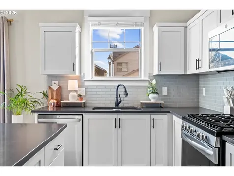 16804 SW Lemongrass Lane Beaverton OR 97007
