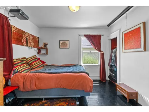 3815 SE 64th Avenue Portland OR 97206