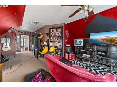 3815 SE 64th Avenue Portland OR 97206