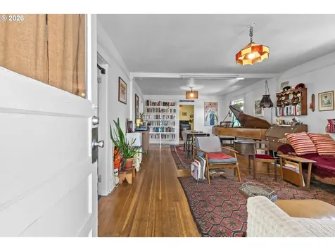 3815 SE 64th Avenue Portland OR 97206