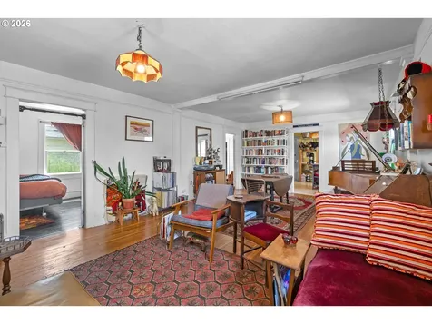 3815 SE 64th Avenue Portland OR 97206