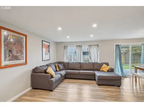 2544 SW 23rd Street Troutdale OR 97060