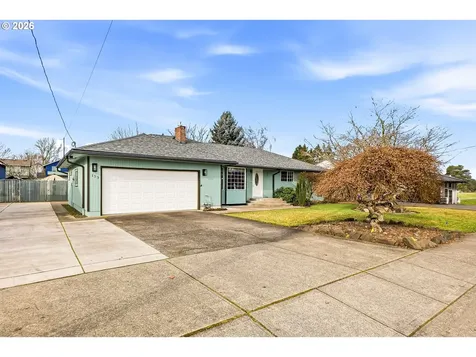 153 S 26th Avenue Cornelius OR 97113