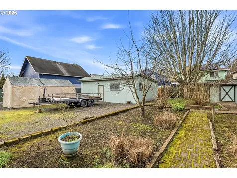 153 S 26th Avenue Cornelius OR 97113