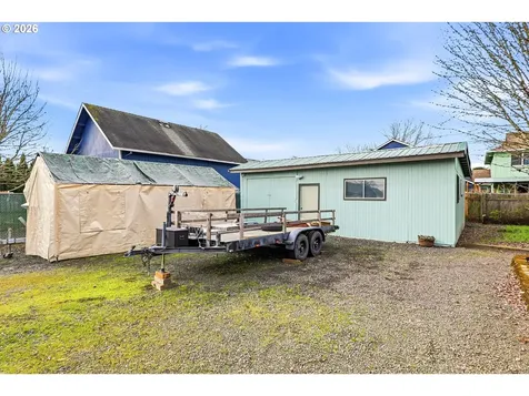 153 S 26th Avenue Cornelius OR 97113
