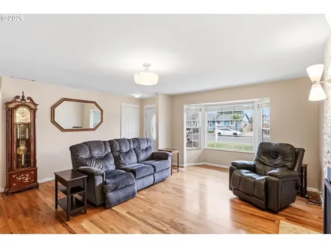 153 S 26th Avenue Cornelius OR 97113