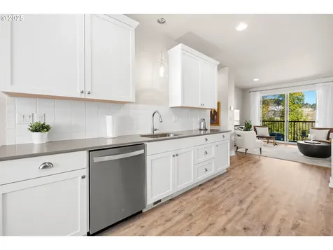 12524 SW 171st Terrace Beaverton OR 97007