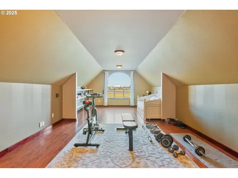 111 Breezeway Drive Longview WA 98632