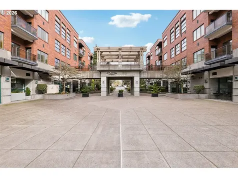 300 W 8th Street Vancouver WA 98660