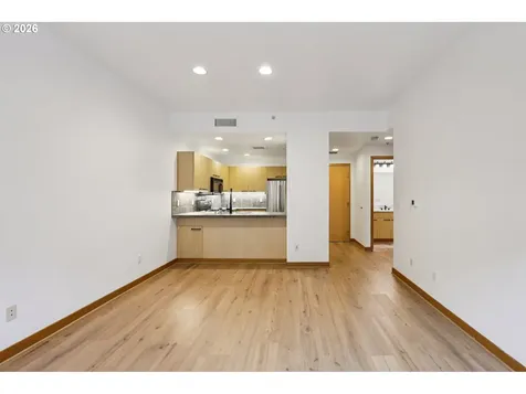 300 W 8th Street Vancouver WA 98660
