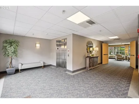 300 W 8th Street Vancouver WA 98660