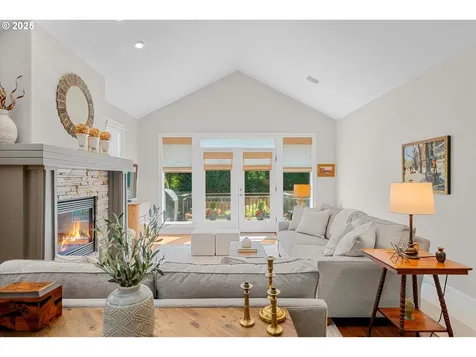 3088 Kensington Court West Linn OR 97068
