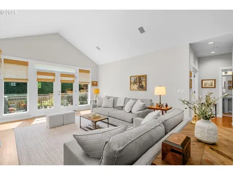 3088 Kensington Court West Linn OR 97068