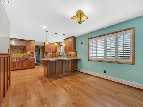 1085 SW Cedar Drive Warrenton OR 97146