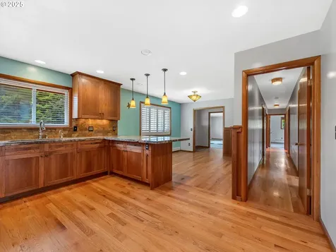 1085 SW Cedar Drive Warrenton OR 97146