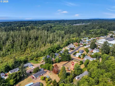 1085 SW Cedar Drive Warrenton OR 97146