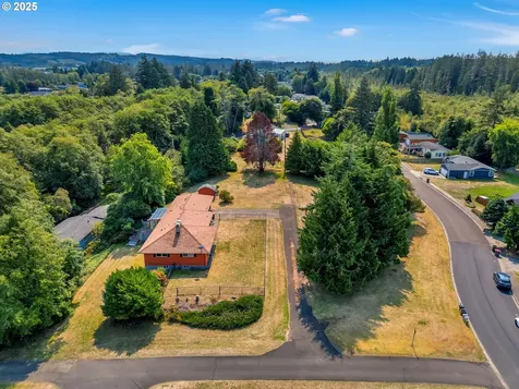 1085 SW Cedar Drive Warrenton OR 97146