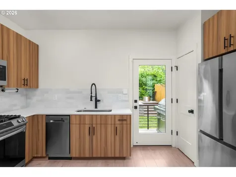11117 SW 43rd Avenue Portland OR 97219