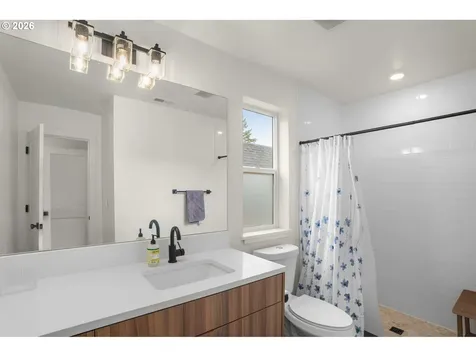 11117 SW 43rd Avenue Portland OR 97219