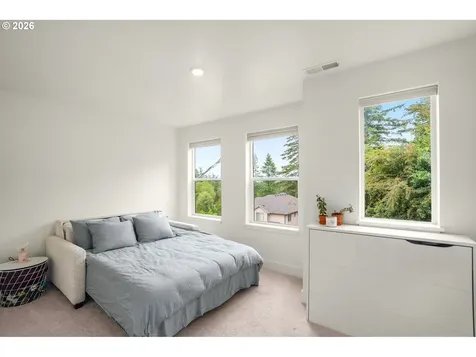 11117 SW 43rd Avenue Portland OR 97219