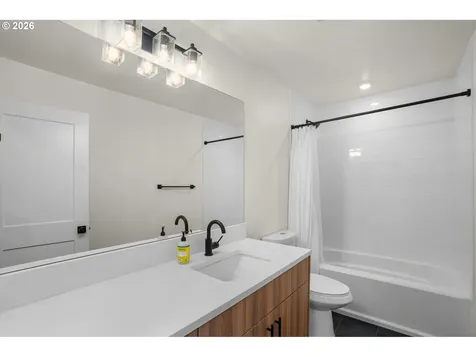 11117 SW 43rd Avenue Portland OR 97219