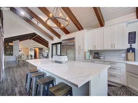 6100 NW Nightshade Street Camas WA 98607