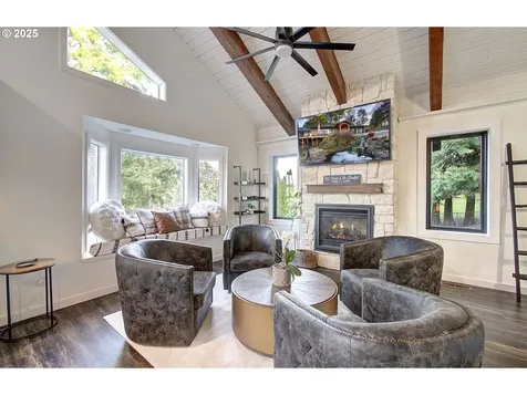 6100 NW Nightshade Street Camas WA 98607