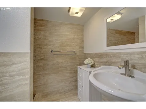 6100 NW Nightshade Street Camas WA 98607