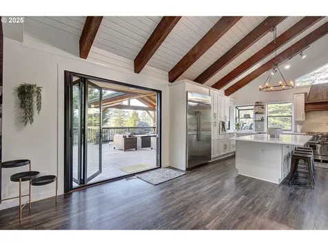 6100 NW Nightshade Street Camas WA 98607