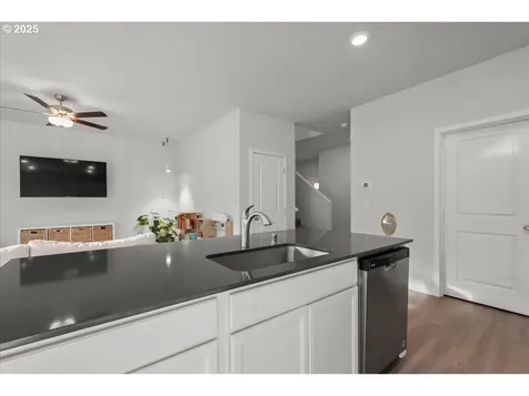 3219 NE 120th Circle Vancouver WA 98686