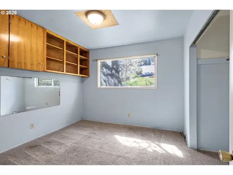 531 NW Harrison Street Canyonville OR 97417