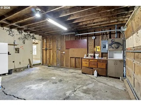 531 NW Harrison Street Canyonville OR 97417