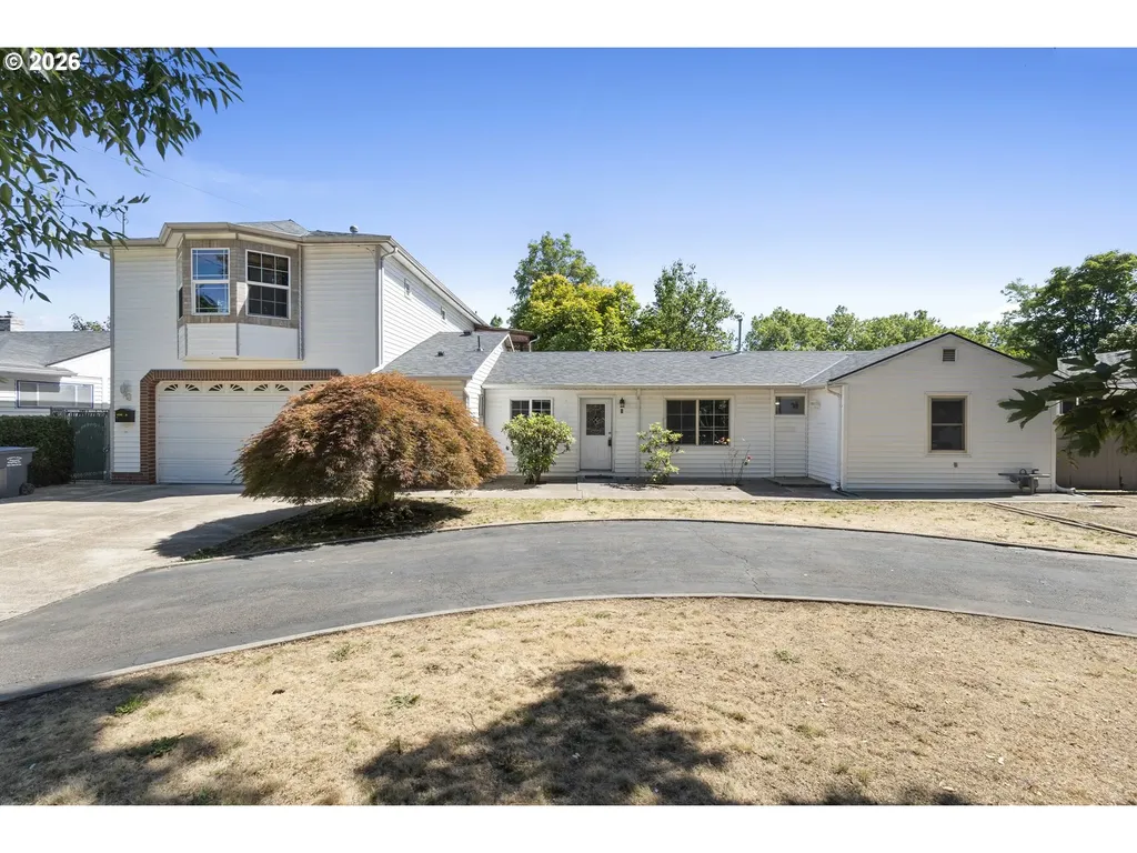 8506 SE Mill Street Portland OR 97216