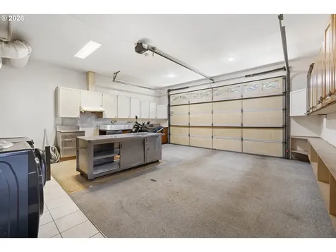8506 SE Mill Street Portland OR 97216