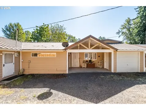 1054 N River Drive Sweet Home OR 97386