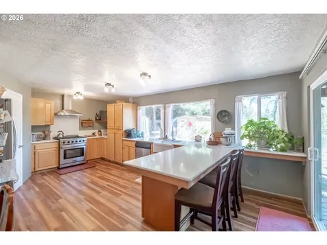 1054 N River Drive Sweet Home OR 97386