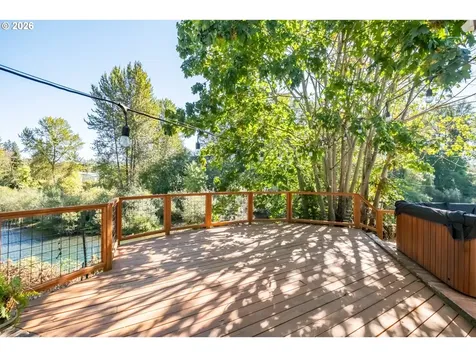 1054 N River Drive Sweet Home OR 97386