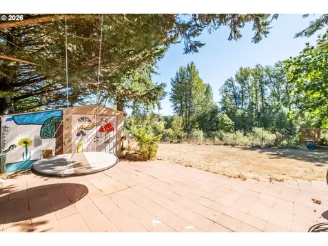 1054 N River Drive Sweet Home OR 97386