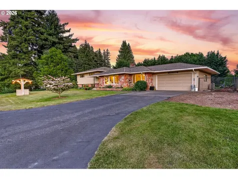 8439 SE Cottrell Road Boring OR 97009