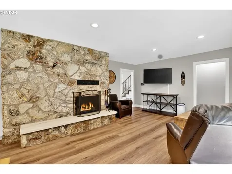 8439 SE Cottrell Road Boring OR 97009