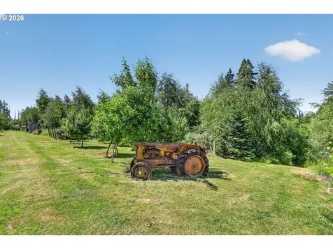 8439 SE Cottrell Road Boring OR 97009