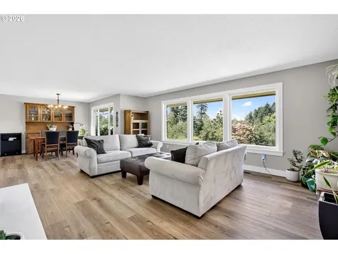 8439 SE Cottrell Road Boring OR 97009