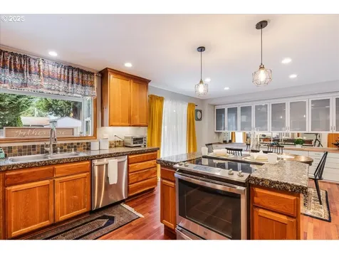 2506 NE 100th Street Vancouver WA 98686