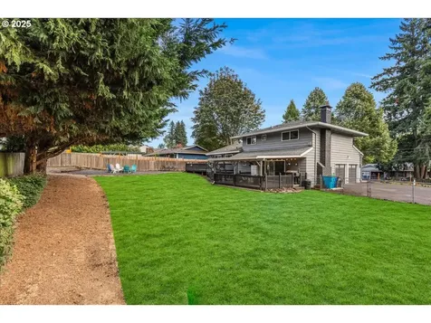 2506 NE 100th Street Vancouver WA 98686