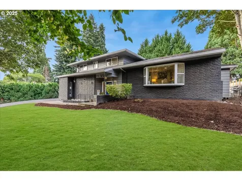 2506 NE 100th Street Vancouver WA 98686
