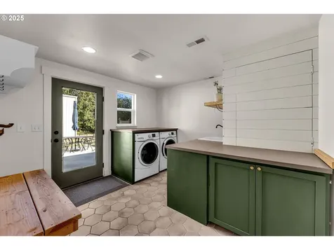 8507 NE 328th Street La Center WA 98629