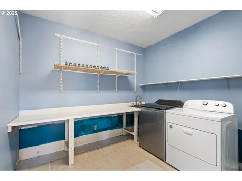 9714 NE 91st Avenue Vancouver WA 98662